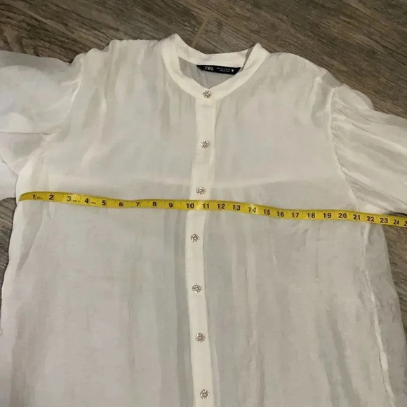 Zara puff sleeved white sheer blouse, pearl & rhinestone buttons, Women’s small - Picture 5 of 14